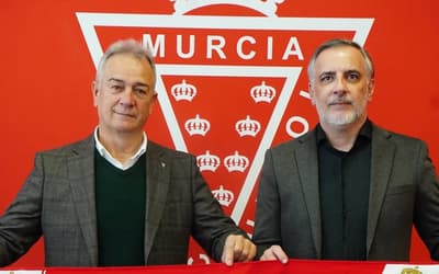 Gestores brasileiros ganham espaço na Europa; Juliano Camargo é a nova aposta no Murcia