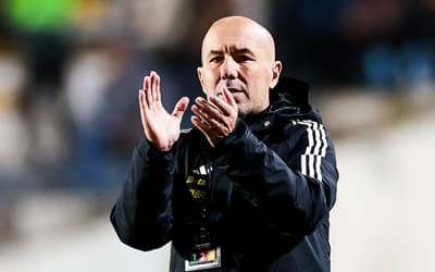 Flamengo de Leonardo Jardim supera melhor sequência de Filipe Luís no clube