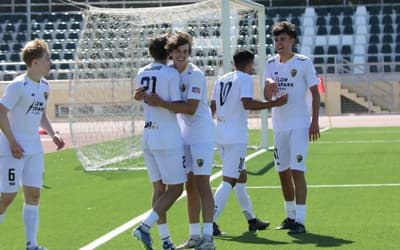 Com show de gêmeos, Miami Dade encerra participação na Grécia com vitória sobre gigante