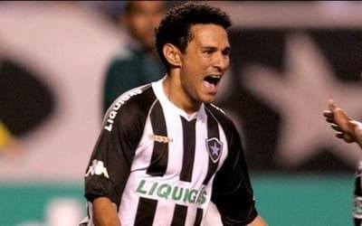 Botafogo 5 x 1 Internacional no Brasileirão 2004; atropelo no Caio Martins