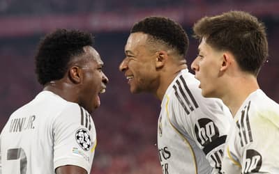Jogada de Vini Jr em Bayern x Real Madrid viraliza: 'Nunca comparem'