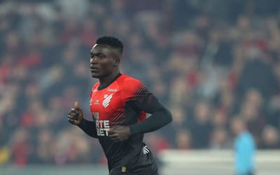 Artilheiro do Brasileirão vira capa de jornal no exterior e pode ser surpresa na Copa do Mundo