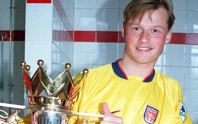 Ex-Arsenal e Juventus morre aos 48 anos em acidente na Áustria