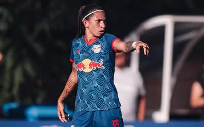 Atacante do RB Bragantino projeta duelo  contra o Corinthians