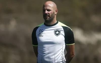 Botafogo anuncia contratação do técnico Franclim Carvalho