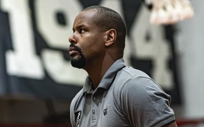 Técnico do Vasco projeta momento de 'fazer conta' para evitar rebaixamento no NBB