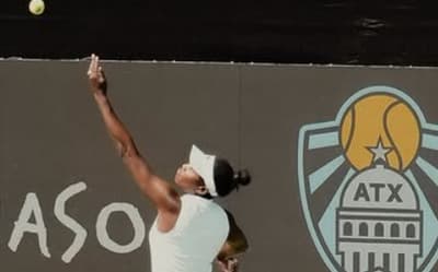 Aos 45 anos, Venus Williams volta ao saibro em Madri; veja vídeo