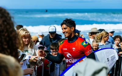 Gabriel Medina elimina Italo Ferreira e avança em Bells Beach