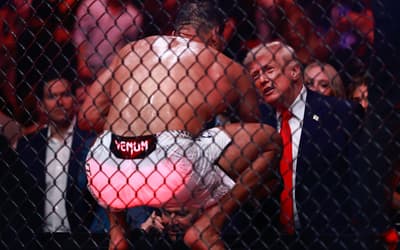 Trump se encanta com Borrachinha do UFC: 'Bonito demais'