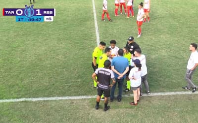 Denúncia de racismo paralisa partida do Brasileirão Feminino Sub-20 em Manaus