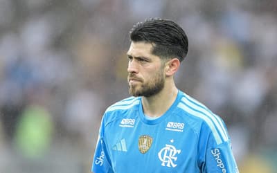 Jornalista da Globo é sincero sobre Rossi em Vitória x Flamengo: 'Não pode'