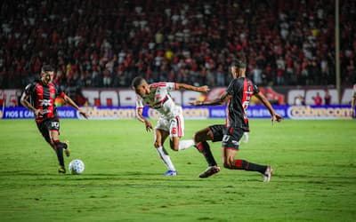 Veja os gols do Vitória que eliminaram o Flamengo na 5ª fase da Copa do Brasil