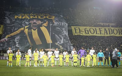Corinthians x Peñarol termina em confusão e confronto com a polícia no Uruguai