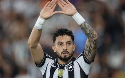 Comentarista compara jogadores de Botafogo e Flamengo: 'É melhor'