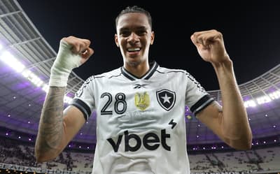 São Paulo faz contato por volante do Botafogo