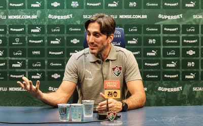 Zubeldía avalia erro em gol sofrido pelo Fluminense: 'Não sei o que ele pensou'