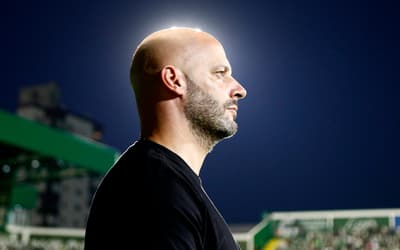 Botafogo confirma lesão de atacante e divulga relacionados contra a Chapecoense