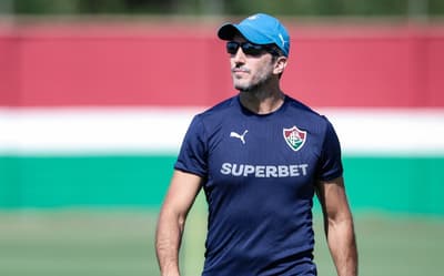 Escalação do Fluminense: Zubeldía tem retorno de volante e desfalque na defesa