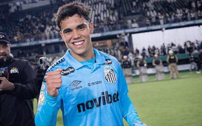 Gustavinho tem contrato com o Santos até o fim de 2030. (Foto: Reinaldo Campos/ Santos FC)