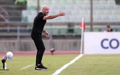 Franclim comemora campanha do Botafogo na Sul-Americana, mas faz cobrança: 'Não estou satisfeito'