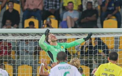Erro de Bento no Al-Nassr vira manchete na Europa: 'Grotesco'