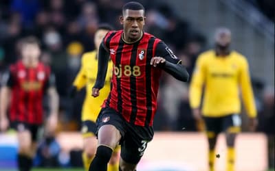 Rayan, destaque do Bournemouth, fecha placar com gol no final do jogo (Foto: Divulgação/Bournemouth)