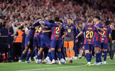 Barcelona vence Real Madrid e conquista o título da La Liga no Camp Nou