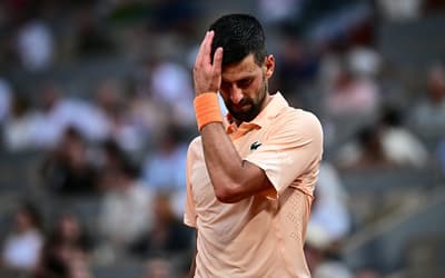 Atitude de Djokovic em derrota para João Fonseca viraliza: 'Sem necessidade'