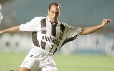 Grêmio 0 x 2 Santos no Brasileirão 2000; Edmundo decide no Olímpico