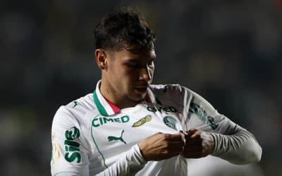 Após primeiro gol pelo Palmeiras, Erick Belé tenta ganhar mais espaço com Abel Ferreira
