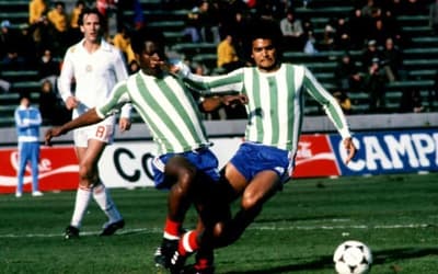 Quando a França teve de jogar pela Copa do Mundo com camisas emprestadas