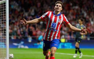 PSG prepara investida pesada por Julián Álvarez