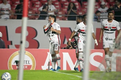 São Paulo teve pior público como mandante na temporada
