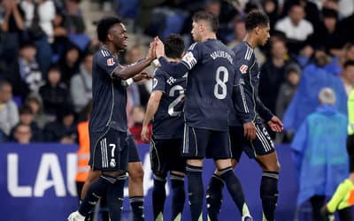 Atuação de Vini Jr pelo Real Madrid vira debate na Espanha: 'Déjà vu'