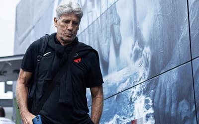 Mesmo suspenso, Renato Gaúcho analisa goleada do Vasco e projeta clássico contra o Flamengo