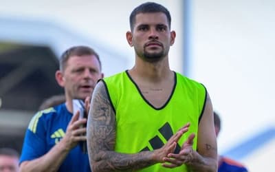 Bruno Guimarães se manifesta após sentir e ser substituído às vésperas da Copa