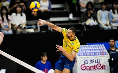 Histórico de lesões e concorrência tiram Alan da Seleção Brasileira de vôlei