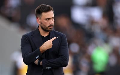 Ex-Botafogo elogia trabalho de Davide Ancelotti: 'Me tornei um jogador melhor'
