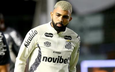 Gabigol no aquecimento para Santos x Vitória