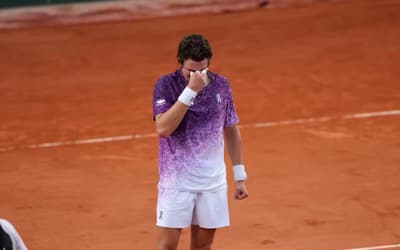 Torcida ao redor do mundo 'pira' com atuação de João Fonseca contra Djokovic: 'Vou tatuar'