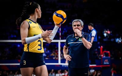 Zé Roberto aponta motivo para 'escassez' de levantadoras no Brasil