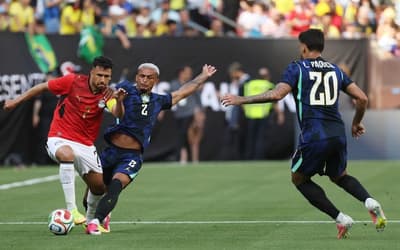 Com corte de Wesley, Seleção chega à 3ª Copa seguida sem titular na lateral direita