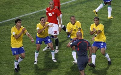 Brasil e Egito já protagonizaram um confronto eletrizante na Copa das Confederações