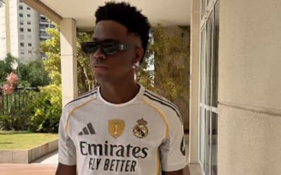 'Neymar pediu uma foto': sósia de Vini Jr relembra virada de chave na carreira