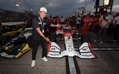 Papo com Helio Castroneves: em tempo de Copa do Mundo, o espetáculo das pistas está em alta