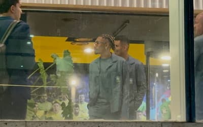 VÍDEO: Jogadores da Seleção chegam à CBF e se preparam para embarque rumo à Copa