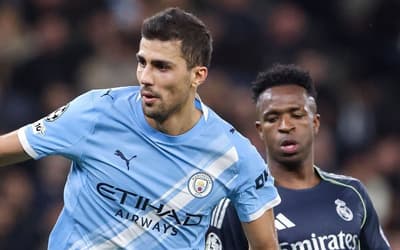 Rodri e Vini Jr em ação no duelo entre Real Madrid x Manchester City (Foto: Reprodução/X)