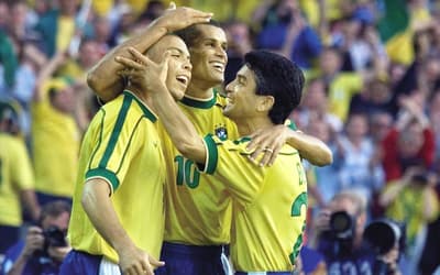 Duelo entre Brasil e Marrocos ficou marcado por primeiro gol de Fenômeno em Copas