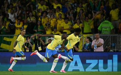 Quem deveria formar o quarteto de ataque da Seleção na Copa? Vote