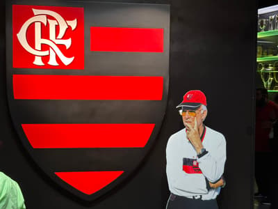 Museu Flamengo reinaugura com homenagens a Zagallo